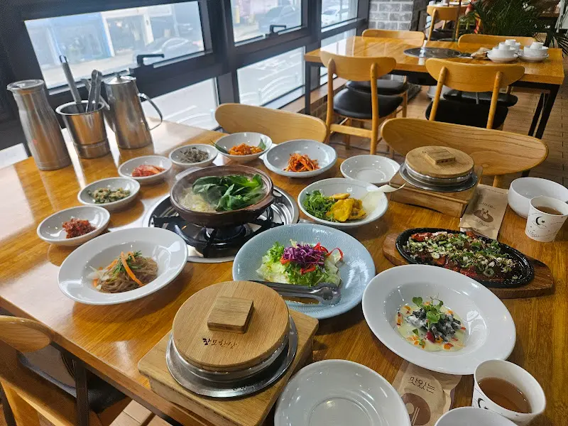 돌게장 한상 차림