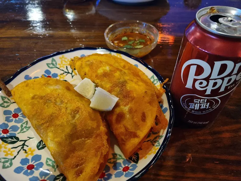 비리아 타코와 음료