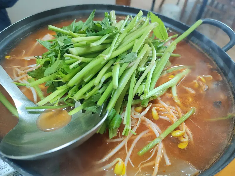 보글보글 끓고 있는 김치찌개