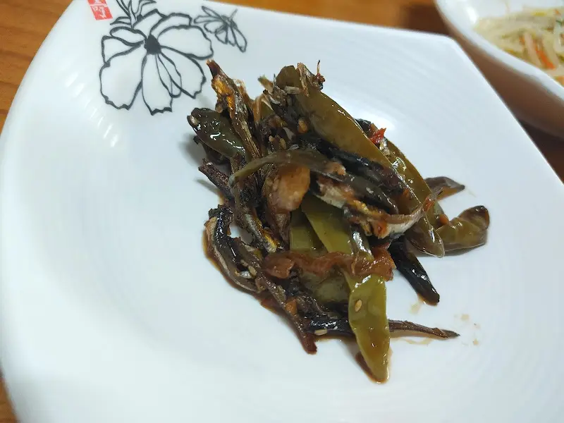 짭짤한 멸치볶음