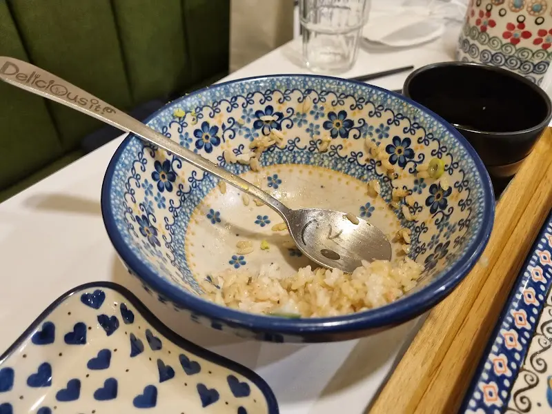 깔끔하게 비워진 그릇