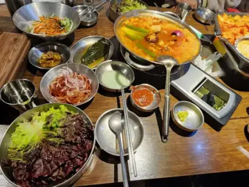 상봉동에서 발견한 가성비 끝판왕, 꿀삼겹에서 즐기는 환상적인 돼지고기 맛집 탐험기