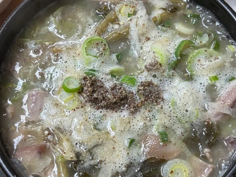 푸짐한 순대국