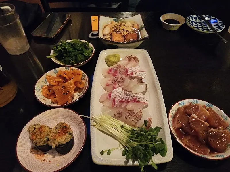 다채로운 안주 오마카세 구성