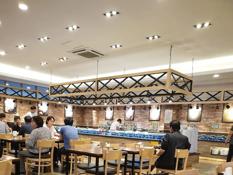 넓고 쾌적한 실내