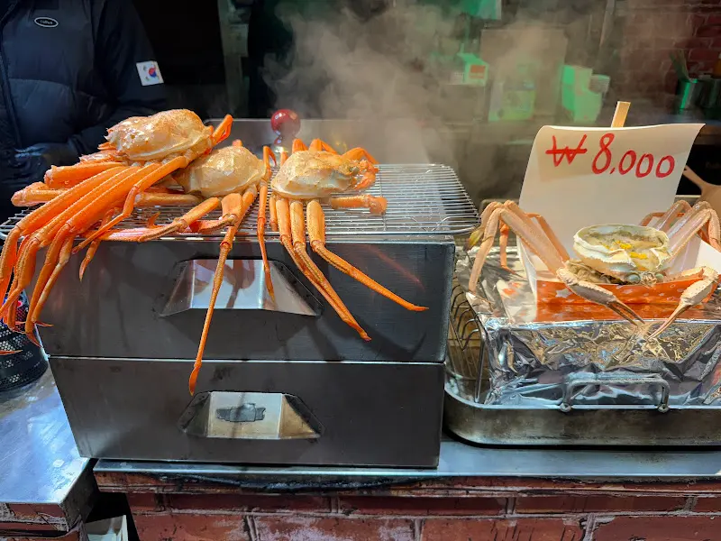 꽃게의 신선함이 느껴지는 꽃게 떡볶이