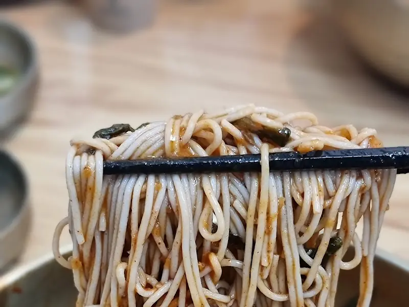 메바우명가춘천막국수의 순메밀막국수