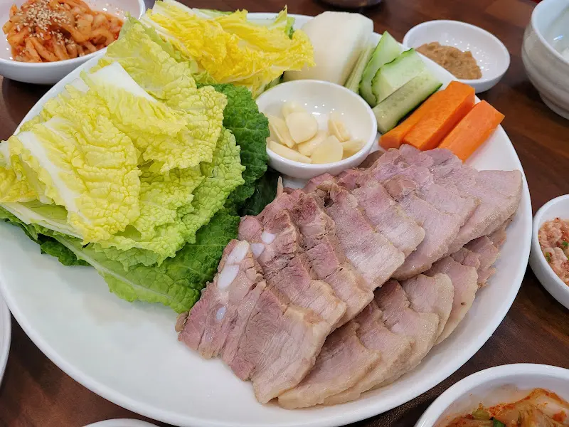 굴국밥 한상차림