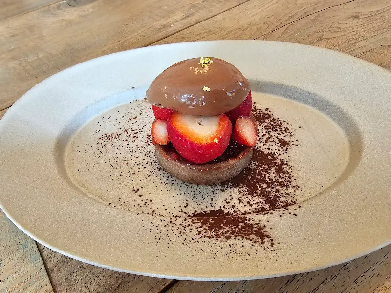 딸기 타르트 단면