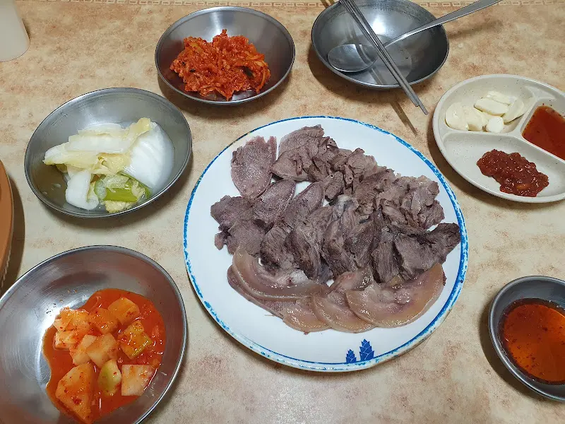 유령식당 내부