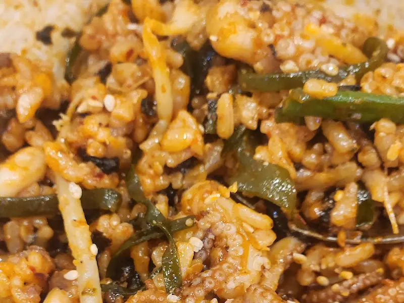 쭈꾸미 비빔밥 확대샷