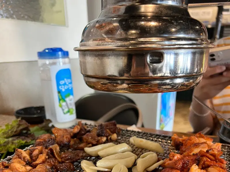 밤새우는닭 닭구이