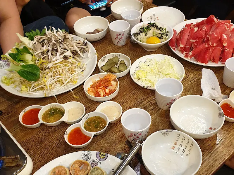 샤브샤브에 넣어 먹는 만두