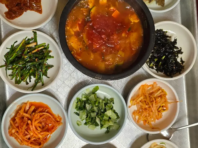 된장찌개와 반찬