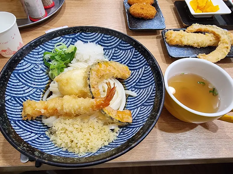 반안쌀국수 외관