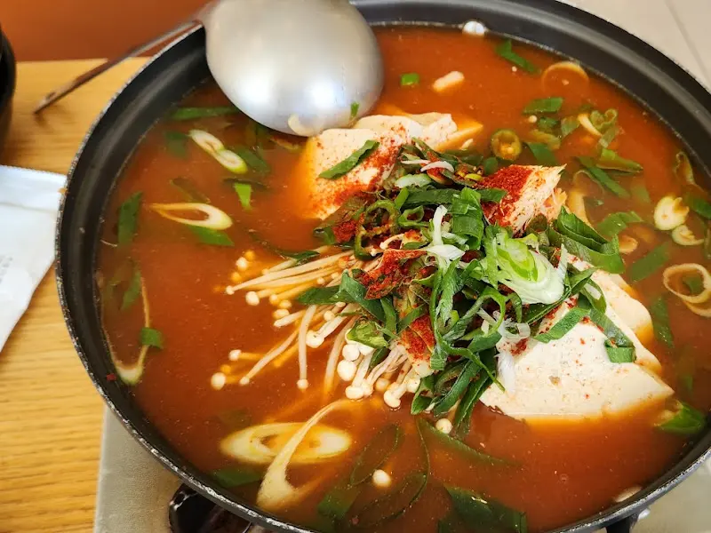 유성불백 테이블