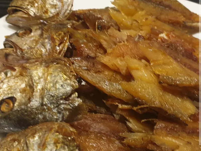 클로즈업된 굴비