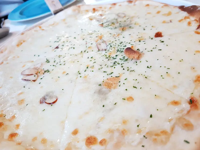 굴레메식당 피자