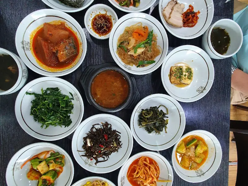 보릿고개 다양한 나물 반찬 클로즈업