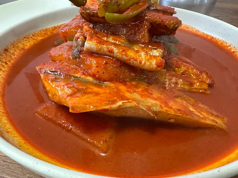 갈치조림과 고등어조림