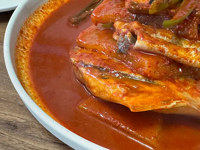 양념이 밴 고등어