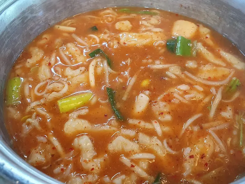 어죽에 들어간 수제비