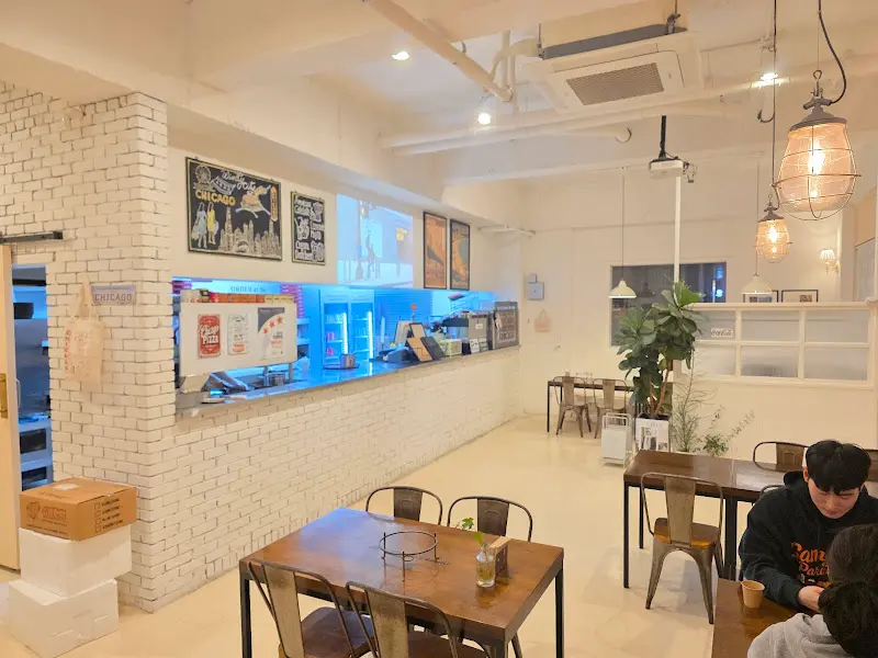 깔끔하고 넓은 내부 공간