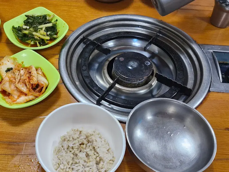 보리밥과 곁들여 먹는 반찬들