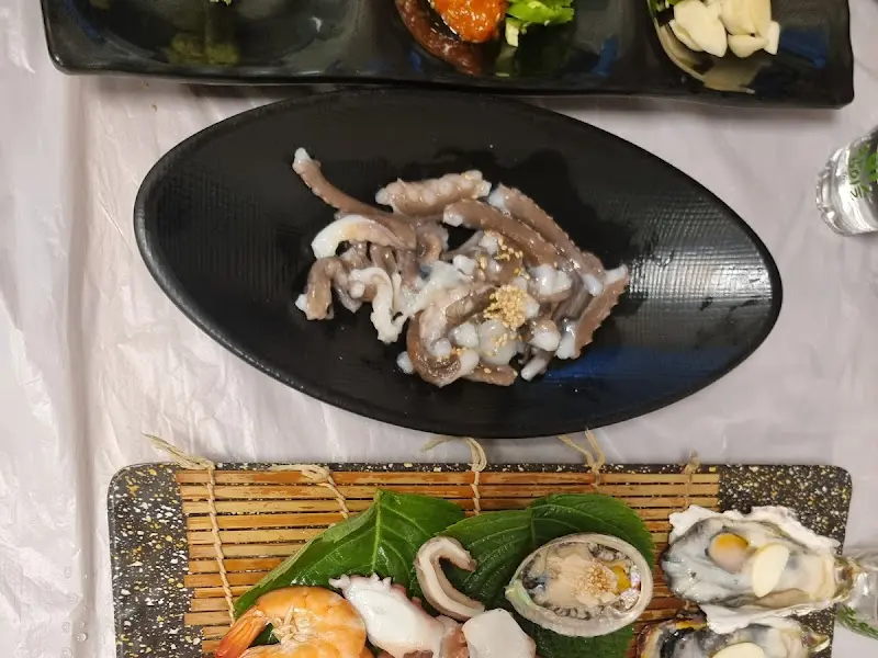 다양한 해산물 스끼다시