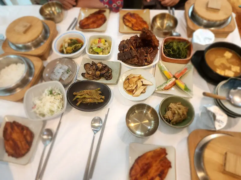 푸짐한 한상차림