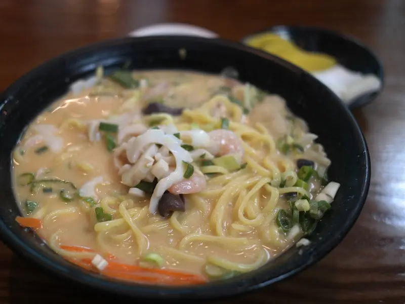 푸짐한 양을 자랑하는 중화냉면