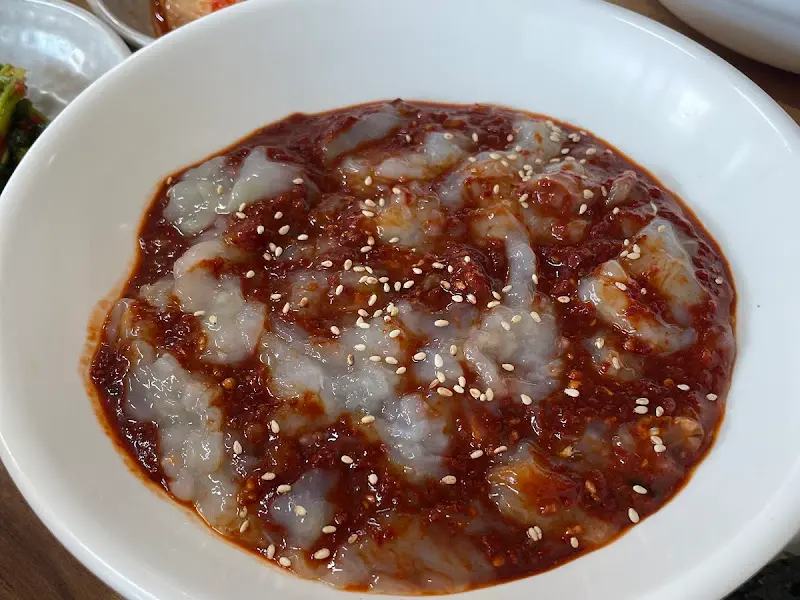 장터식당 준치회무침