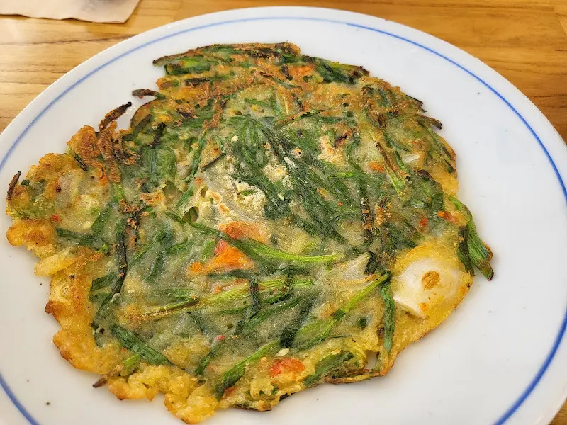 바삭하게 구워진 전