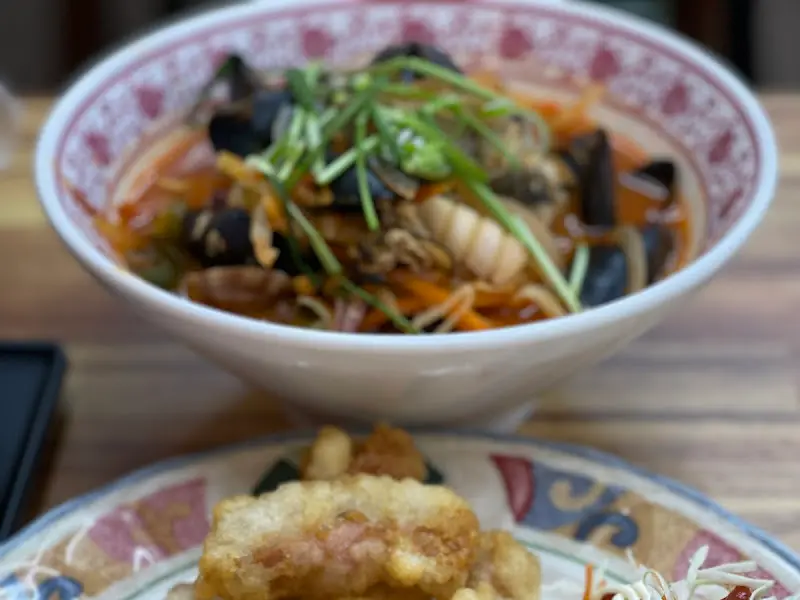 싱싱한 해산물이 듬뿍 들어간 짬뽕