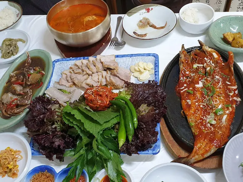 보글보글 끓는 육개장