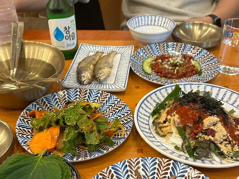 상다리 부러지는 한 상 차림