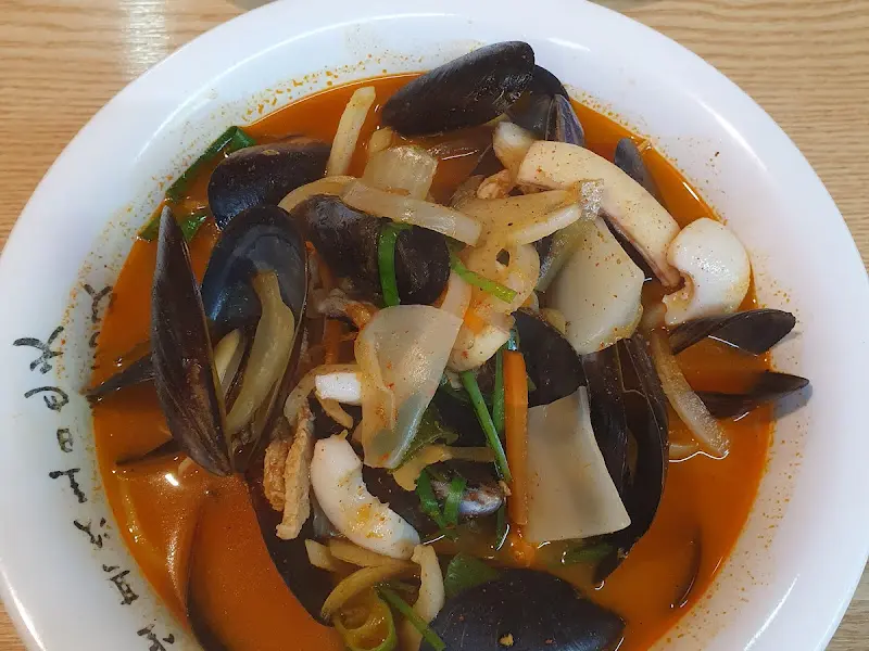 해산물이 듬뿍 들어간 짬뽕