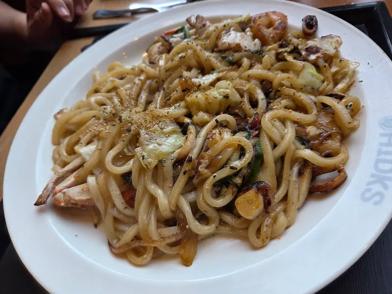 해물이 듬뿍 들어간 해물볶음우동