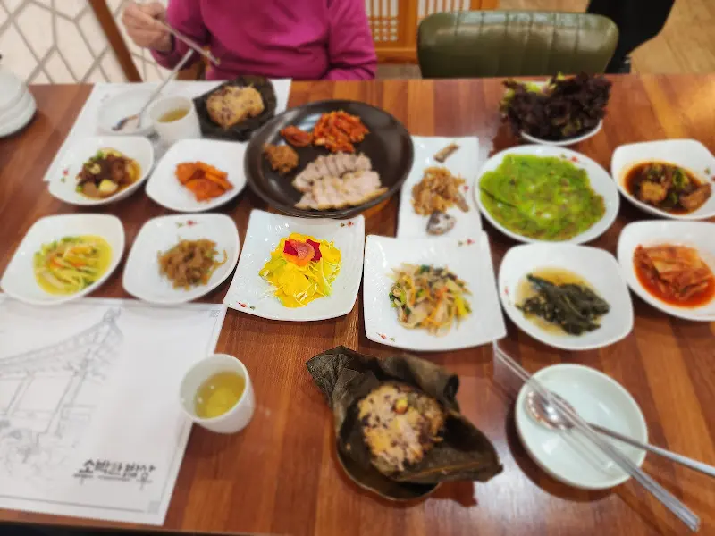 푸짐한 한상차림