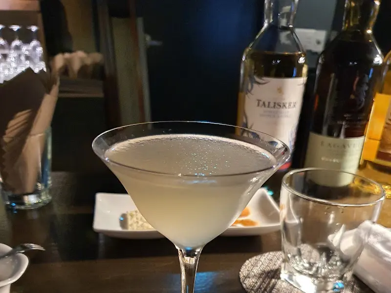 Merlin에서 맛본 칵테일