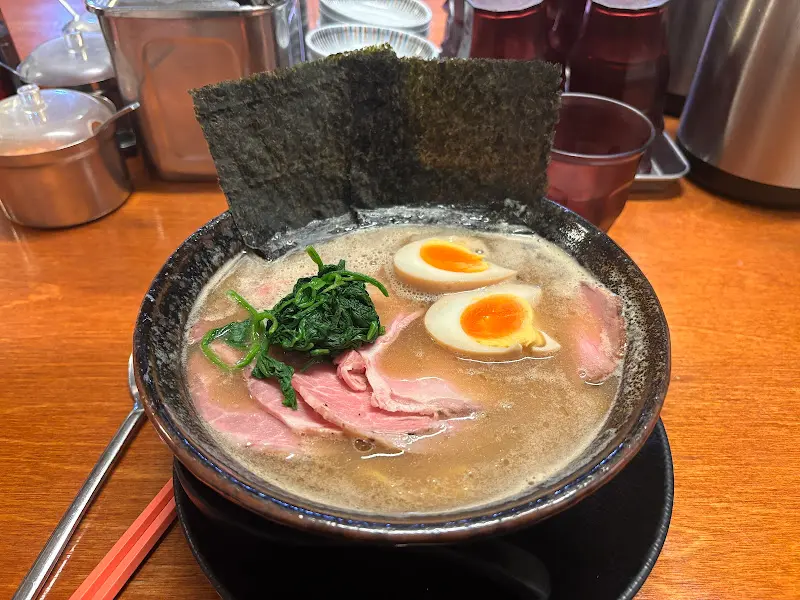 이에케 돈코츠 라멘