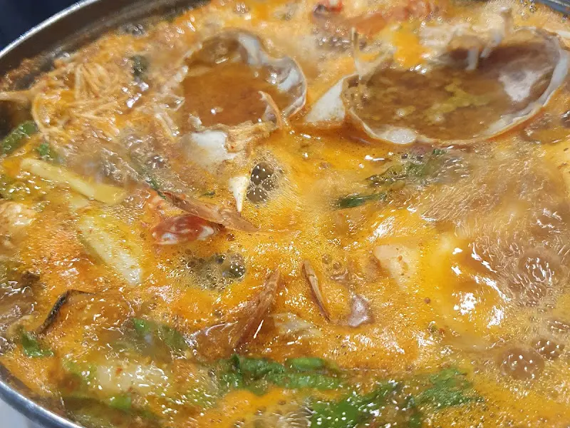 보글보글 끓는 게국지