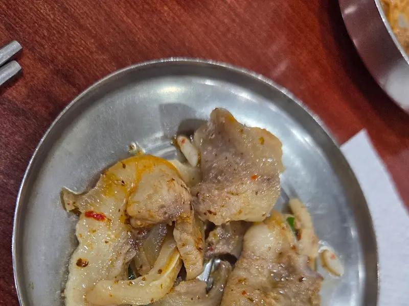 왕순대국의 푸짐한 건더기