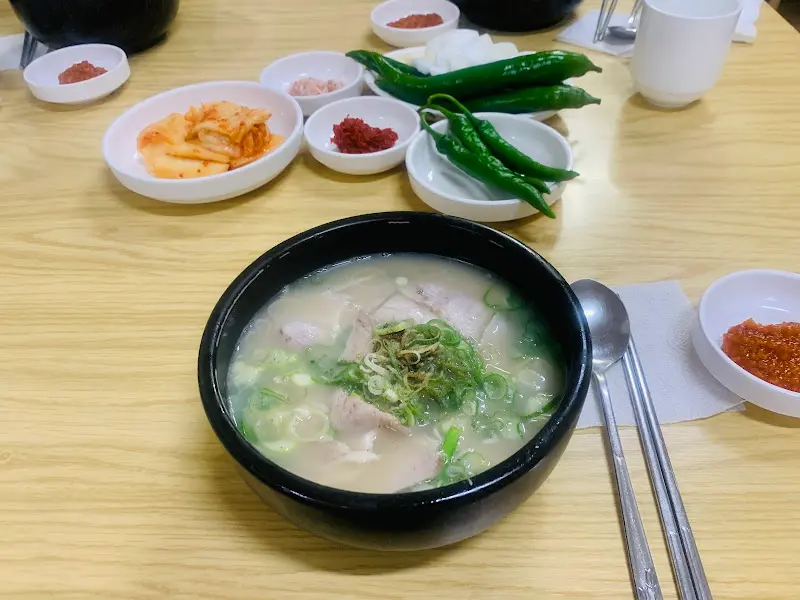 영창돼지국밥 메인 메뉴