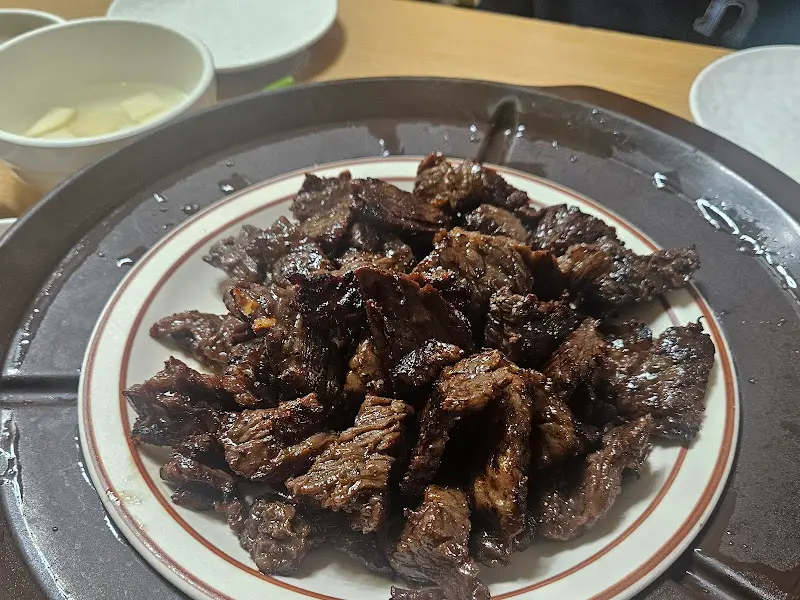 먹음직스러운 양념 갈비살