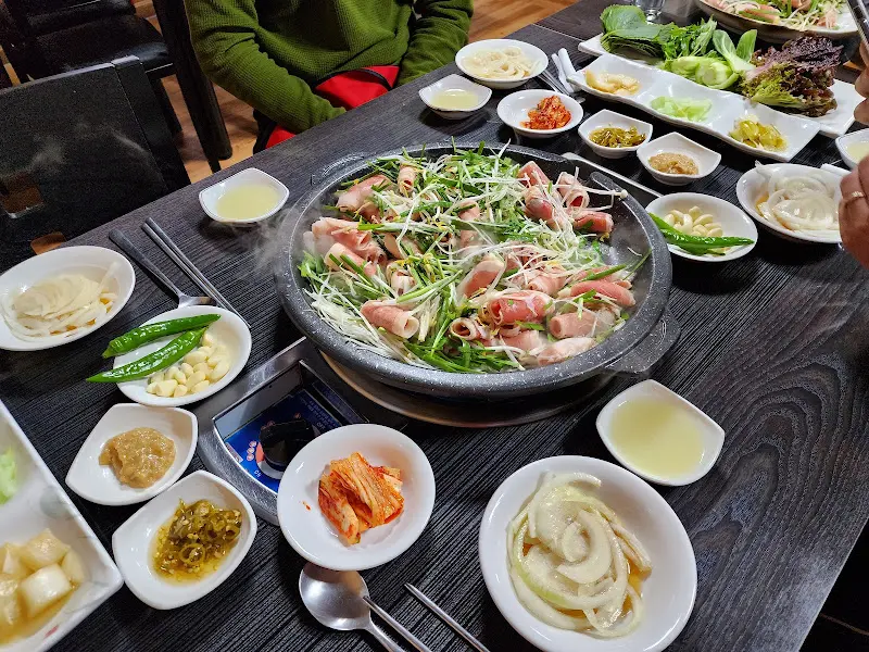 오리야채불고기 한상차림