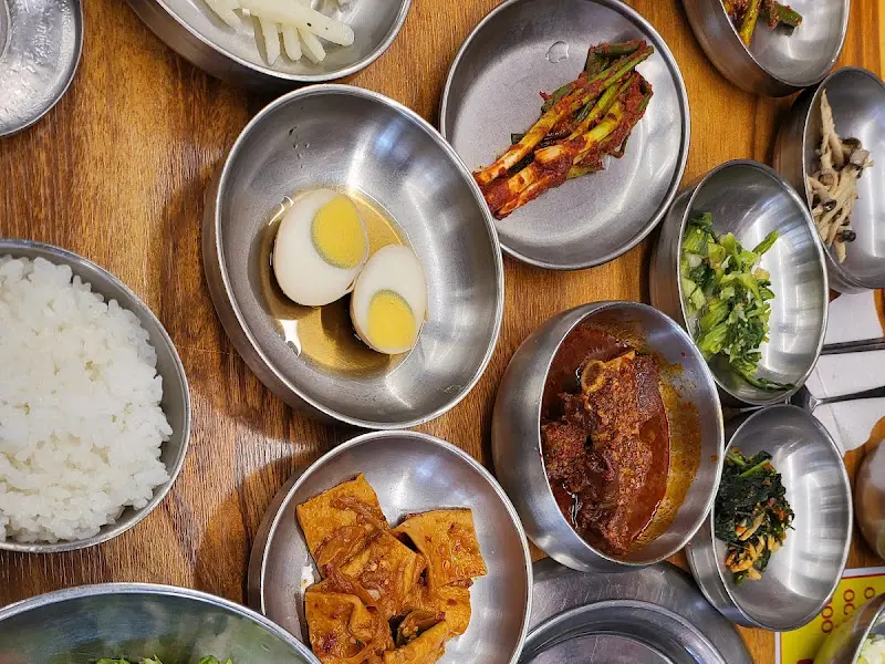 다양한 밑반찬 클로즈업 샷