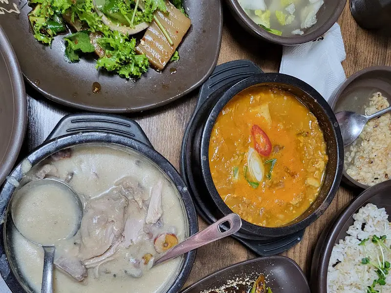 들깨 삼계탕과 청국장