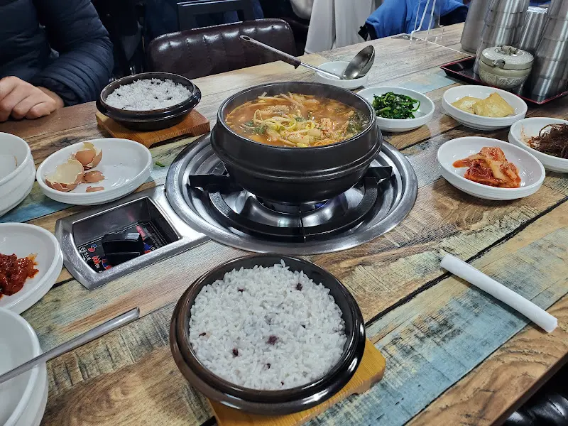 푸짐한 한 상 차림