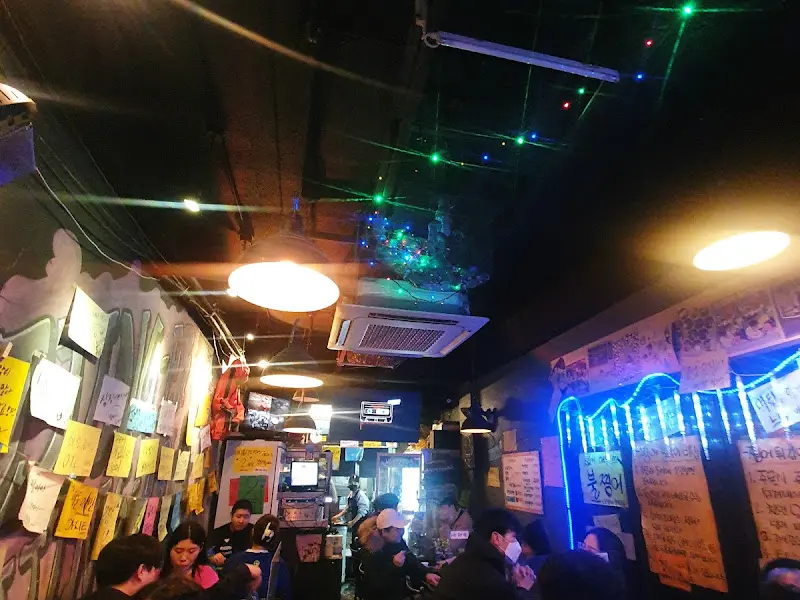 쩡어 내부 분위기